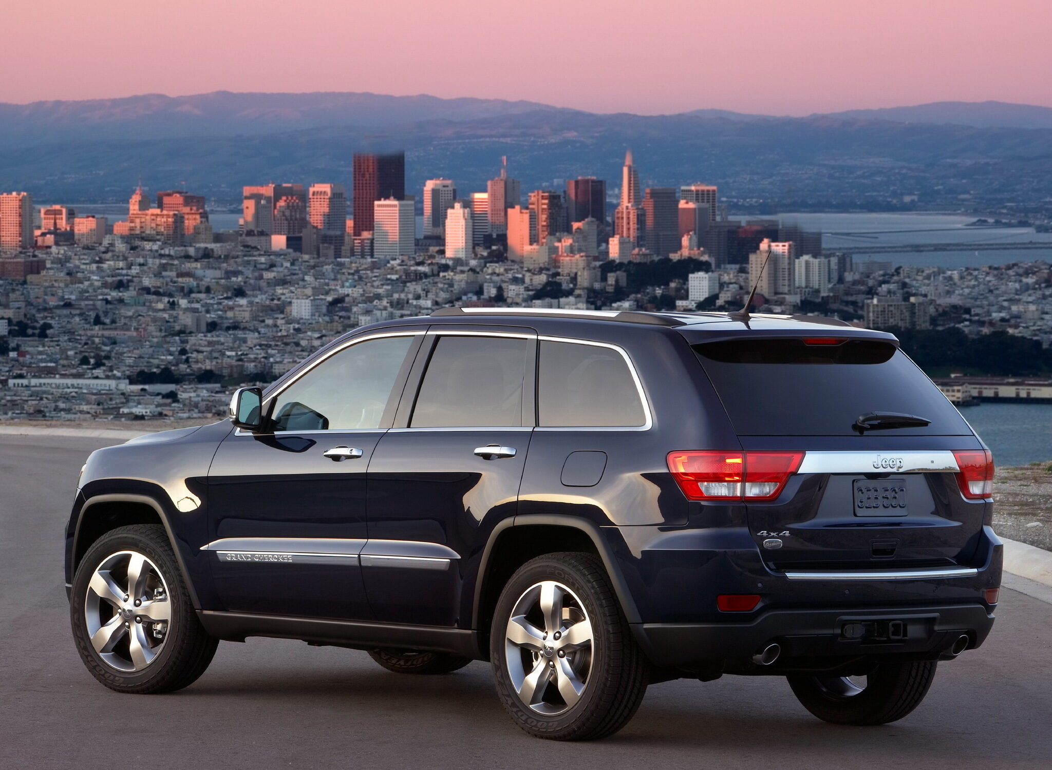 2010 Deep Blue Grand Cherokee