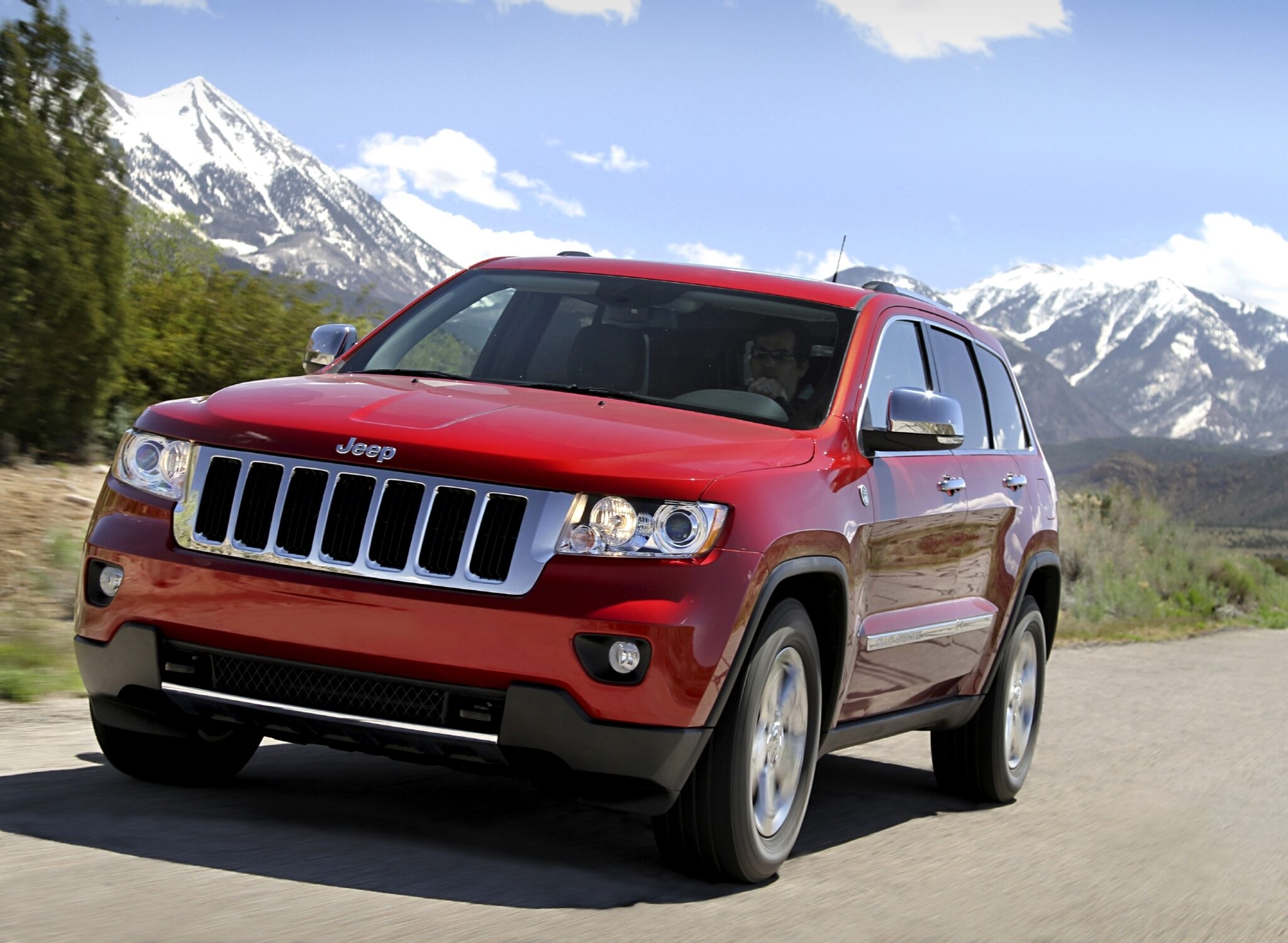 Blaze Red Crystal 2010 Jeep Cherokee